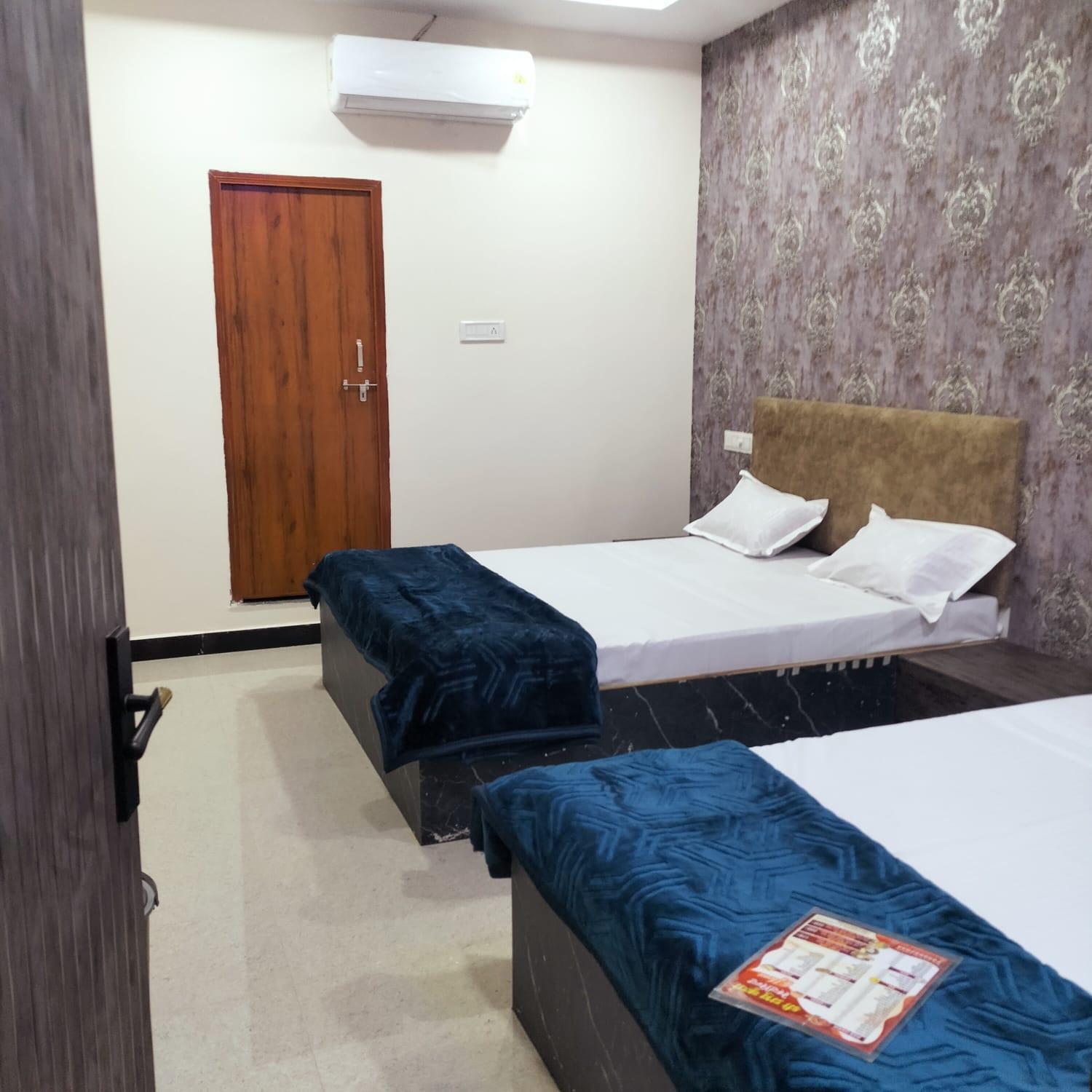 Hotel Somnath Inn Ujjain Eksteriør bilde