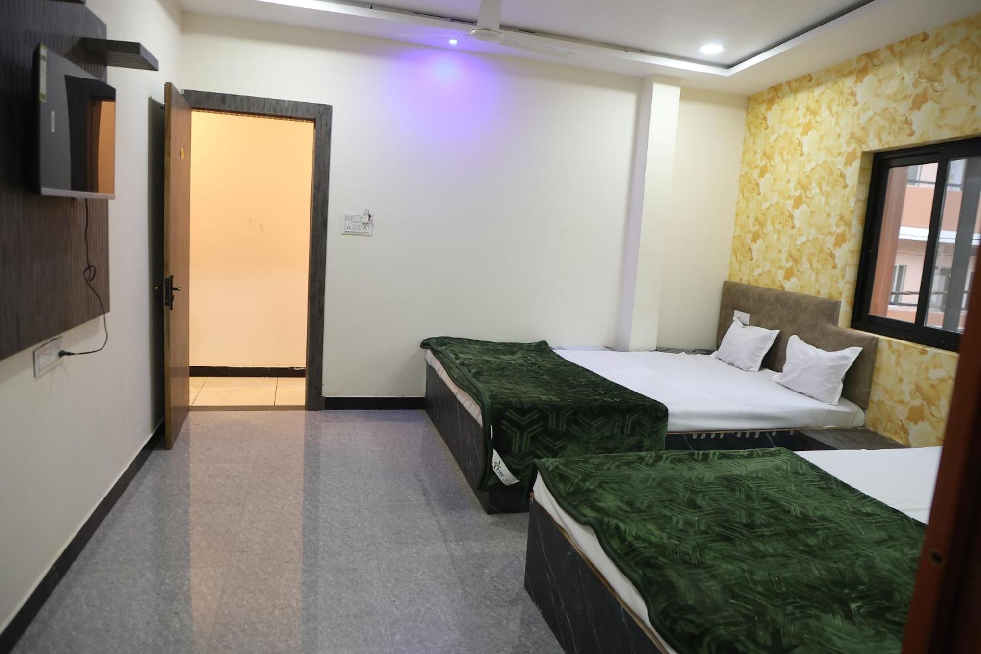 Hotel Somnath Inn Ujjain Rom bilde